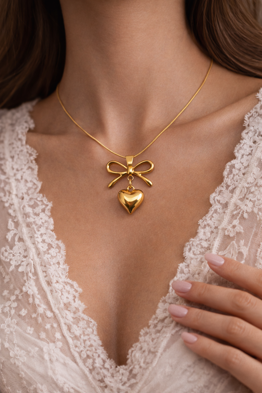 Louvre Affection Necklace