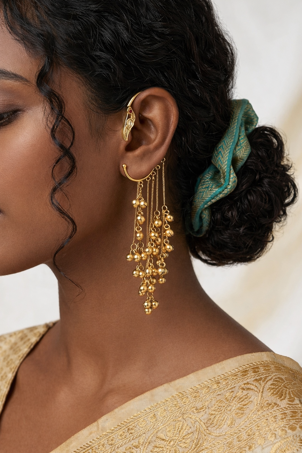 Jhanjhar Cascade Cuff