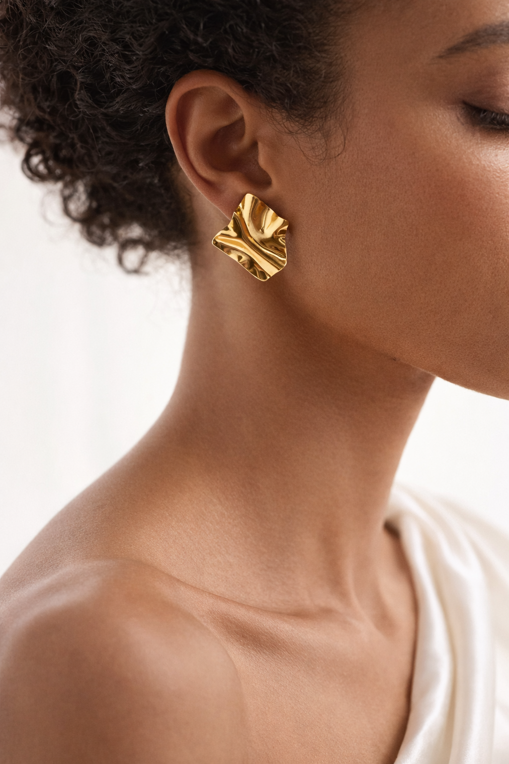 Majestic Ember Earrings